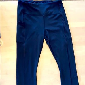 Navy blue Reebok leggings